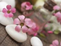 Esszenciális olajokkal a duzzadt bokák és lábfejek ellen