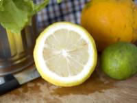 Ha fogyni akar: igyon zöldteás limonádét!