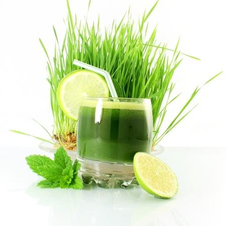 Az árpafű – tápláló ételek, vitaminok és ásványi anyagok